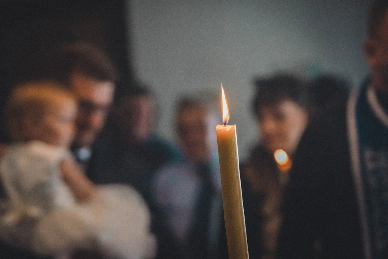 Uokvirjene tiskane fotografije s prvega obhajila