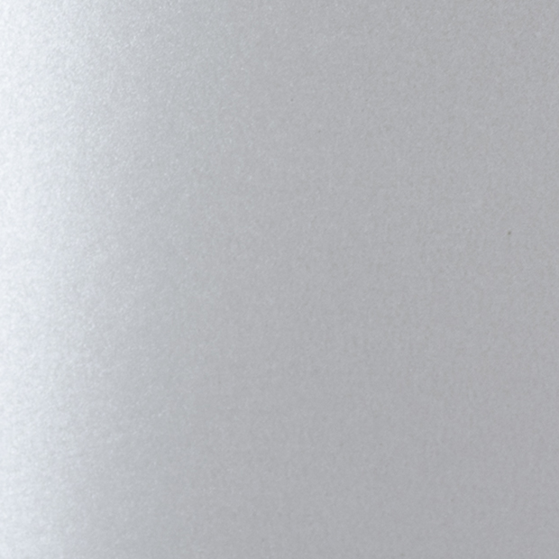 Majestic Marble White — bel 250 g/m² papir z nežnim sijajem za vabila